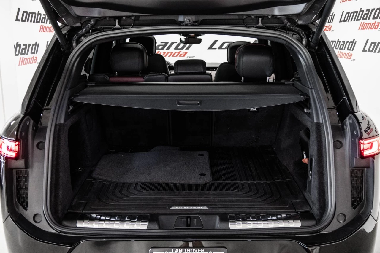 2025 Land Rover Range Rover Sport Dynamic SE https://www.lombardihonda.com/resize/b990ff35b810a3abc0cc817b2ca24889-1