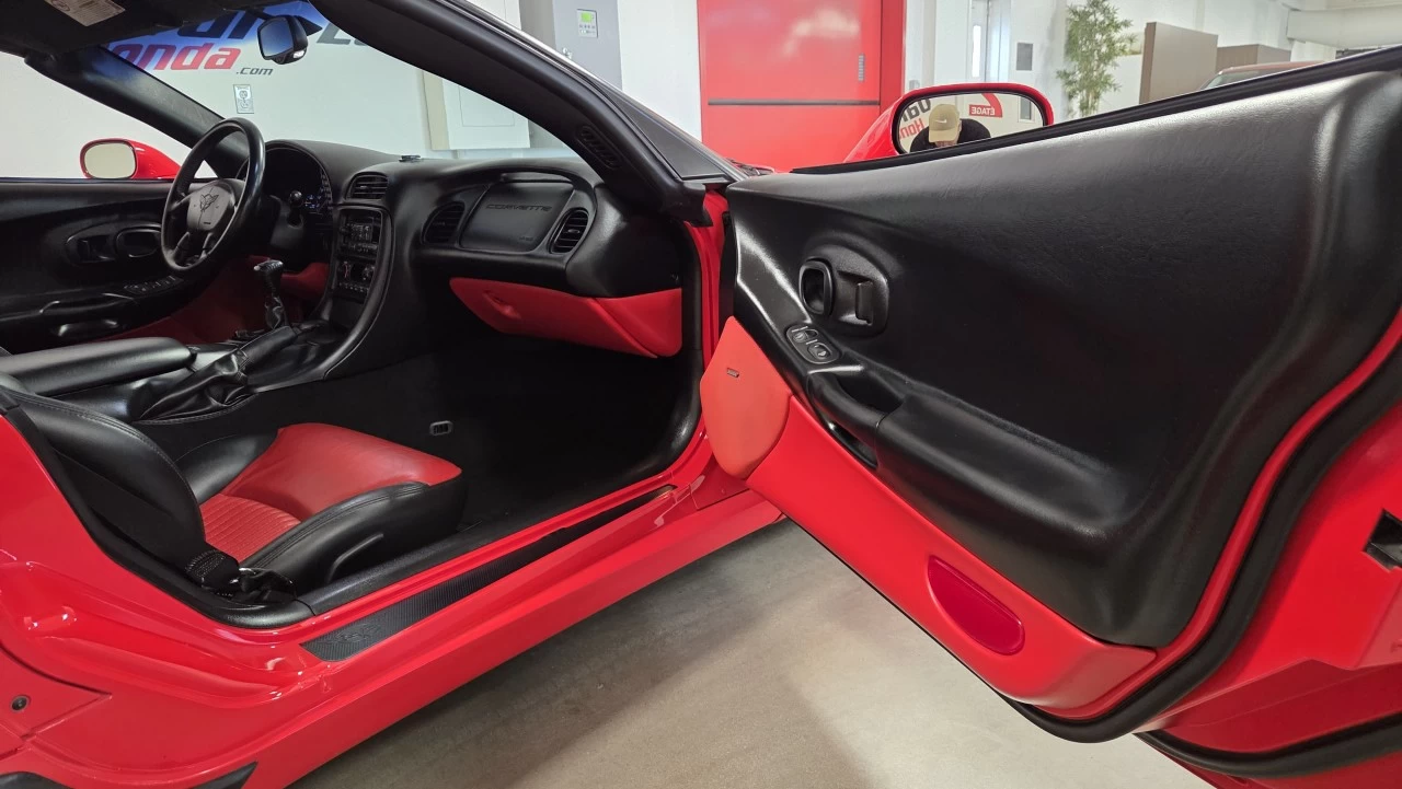 2003 Chevrolet Corvette Z06 Main Image
