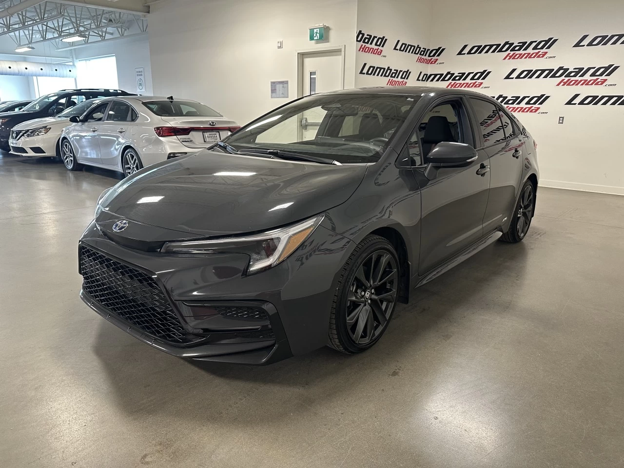 2024 Toyota Corolla
                                                    Hybrid Image principale