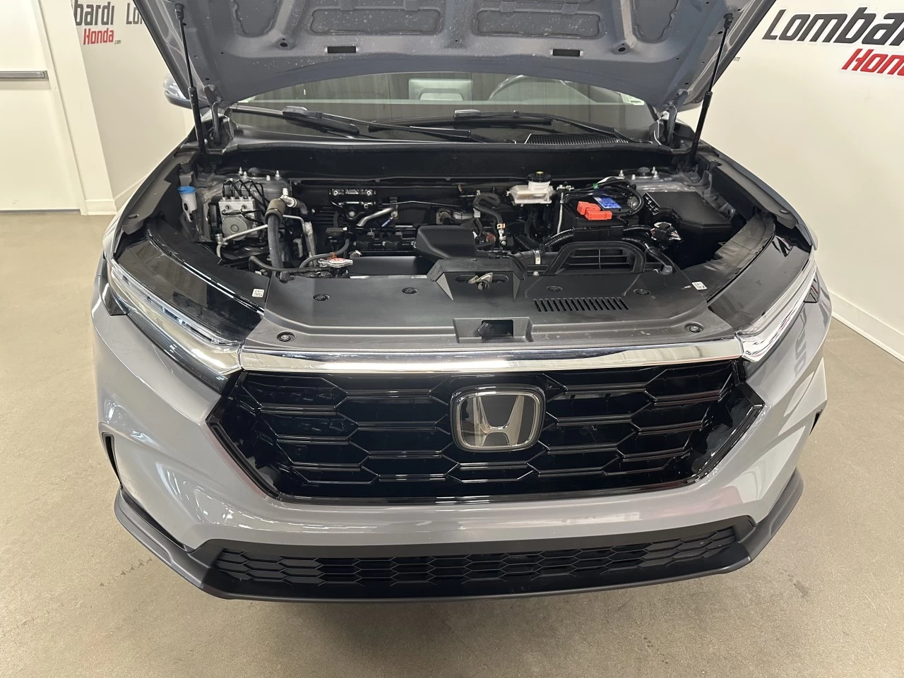 2023 Honda CR-V Sport https://www.lombardihonda.com/resize/b990ff35b810a3abc0cc817b2ca24889-1