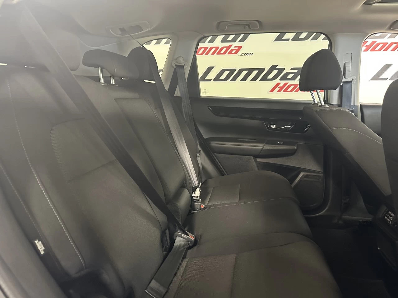 2023 Honda CR-V
                                                    Sport/Sport-B Image principale
