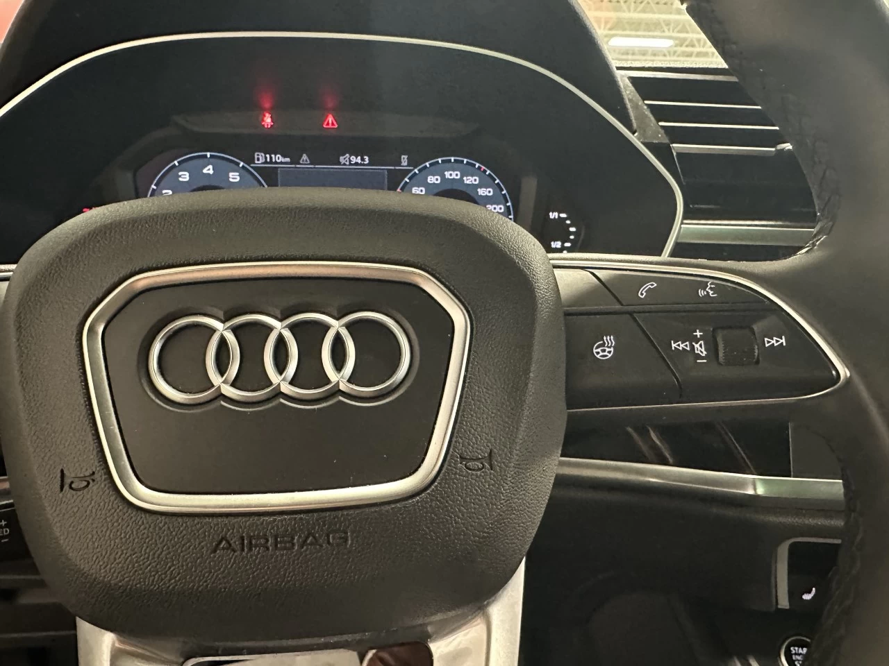 2025 Audi Q3 40 TFSI quattro Main Image