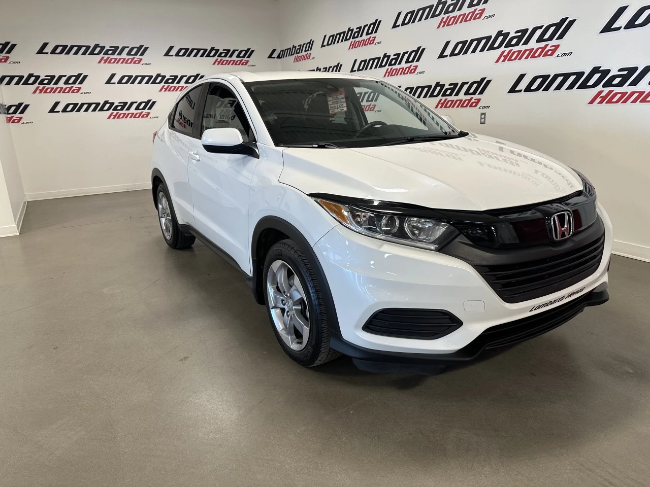 2019 Honda HR-V
                                                    LX Main Image