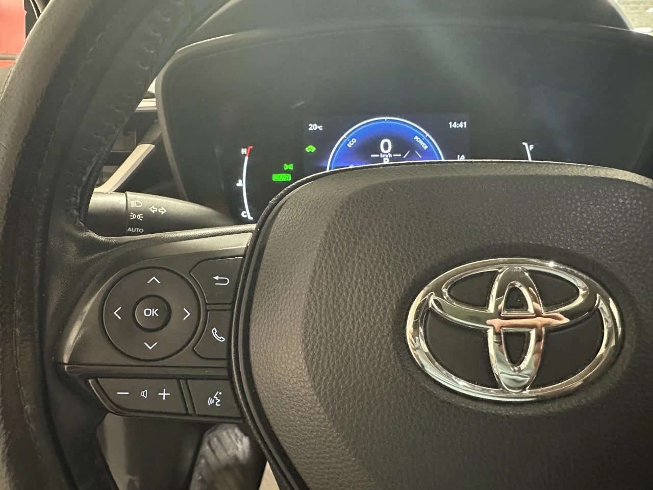 2024 Toyota Corolla
                                                    Hybrid Image principale