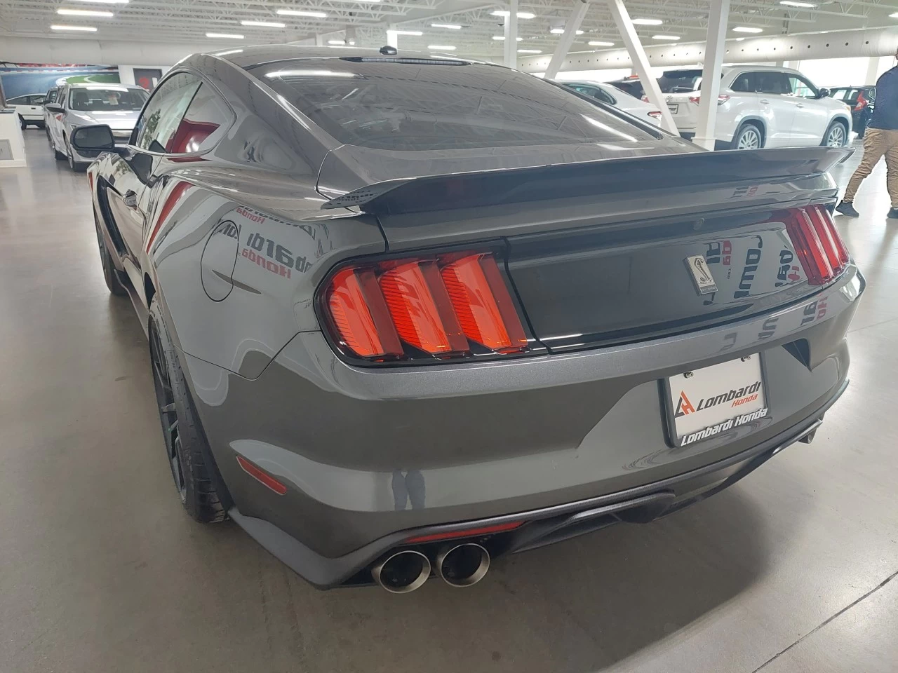2017 Ford Mustang Shelby GT350 https://www.lombardihonda.com/resize/b990ff35b810a3abc0cc817b2ca24889-1