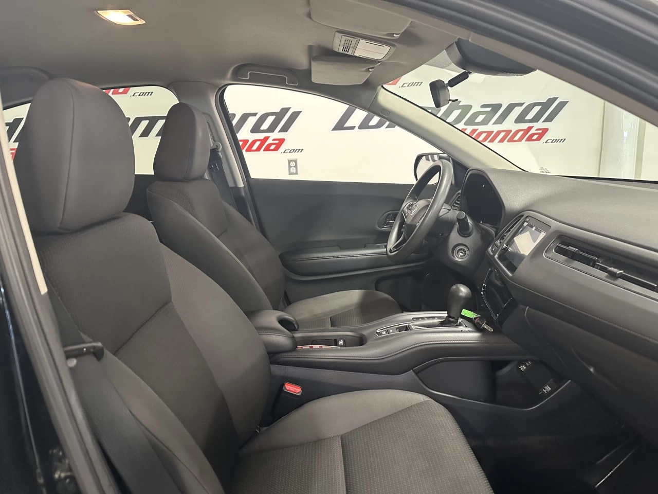 2020 Honda HR-V LX Image principale