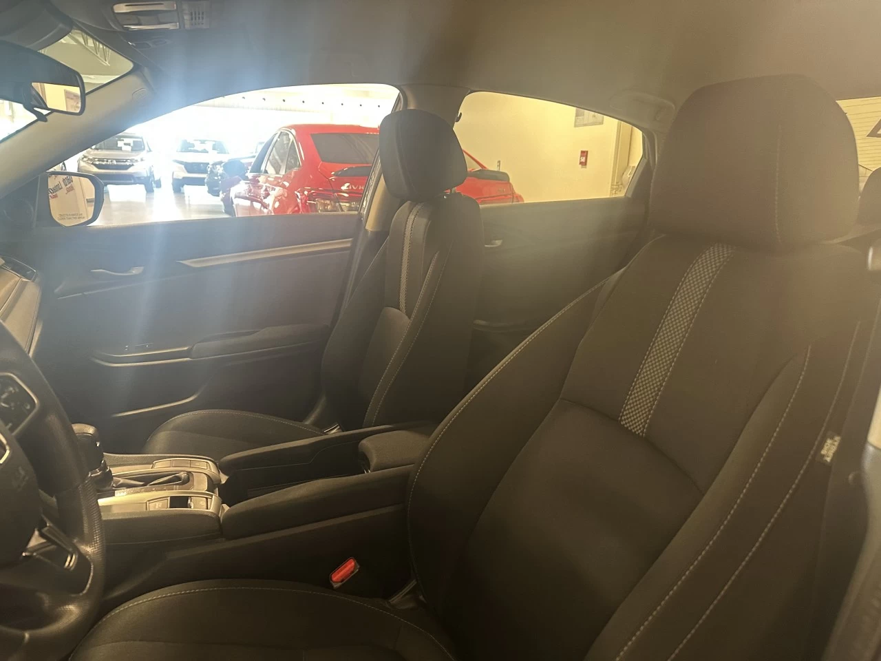 2020 Honda Civic Berline LX Main Image