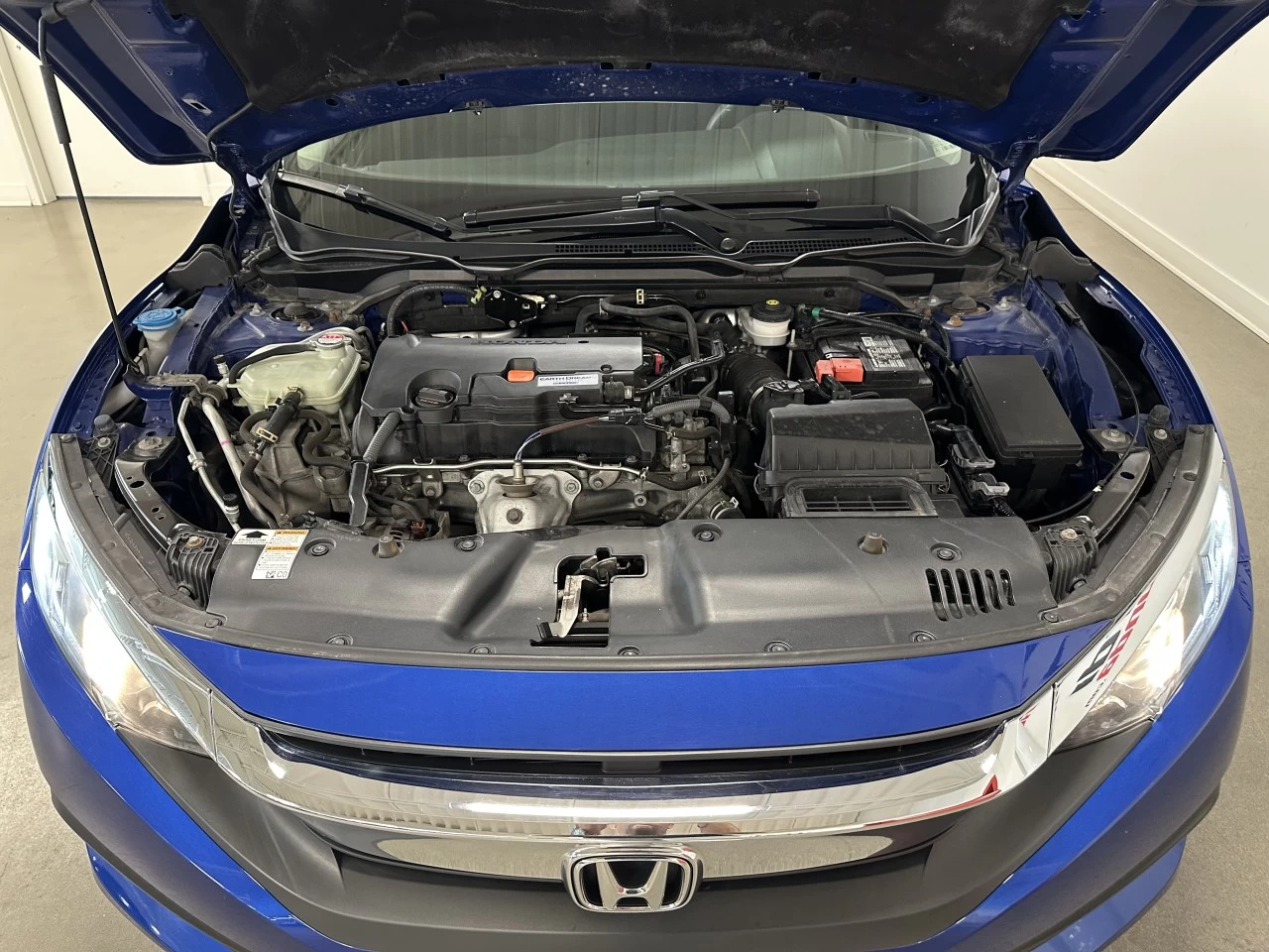 2018 Honda Civic
                                                    LX Image principale