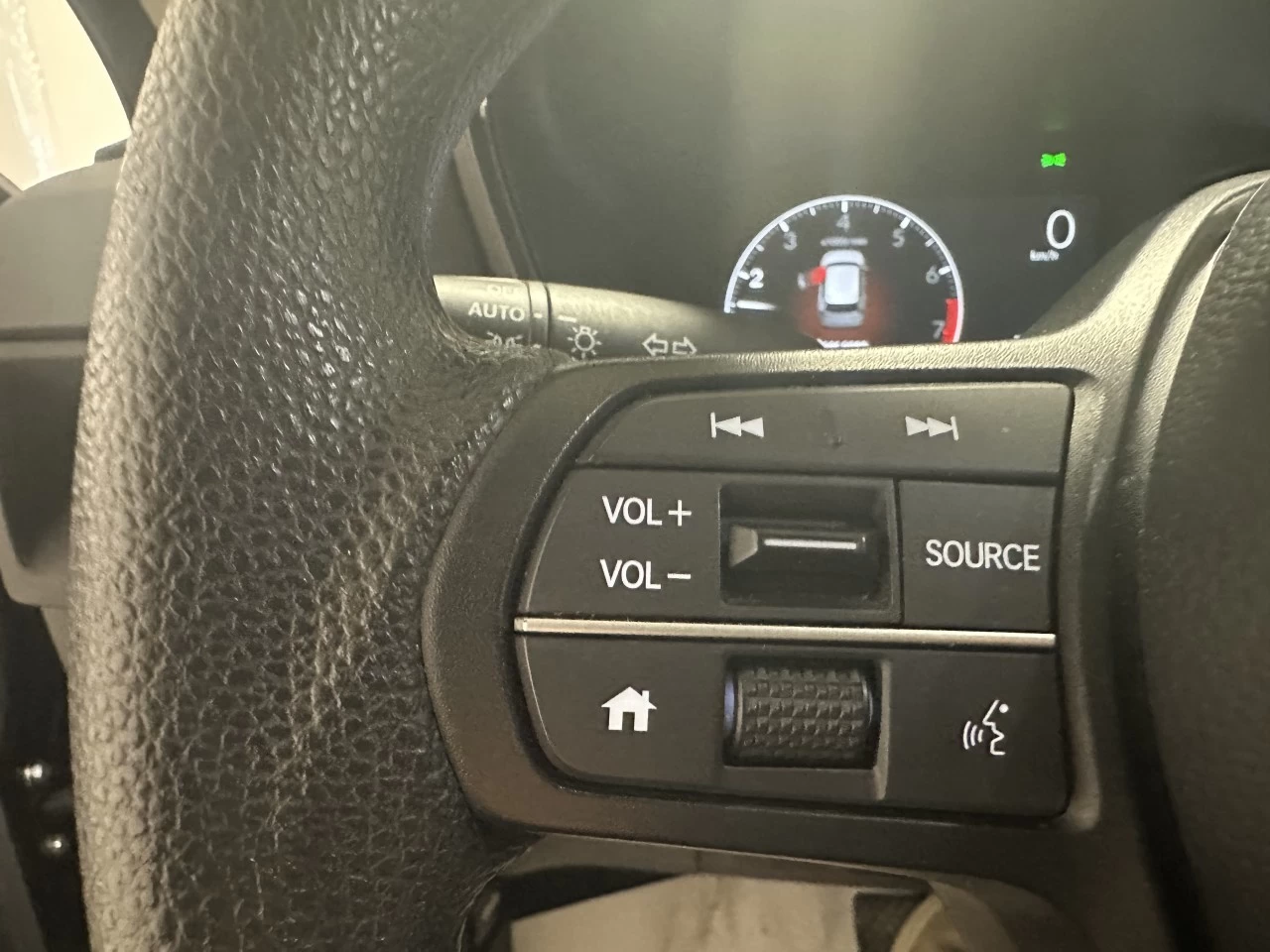 2025 Honda CR-V LX https://www.lombardihonda.com/resize/b990ff35b810a3abc0cc817b2ca24889-1