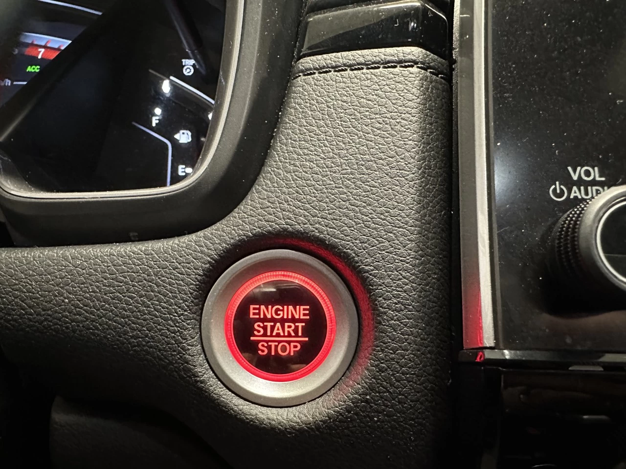 2019 Honda CR-V Touring Main Image