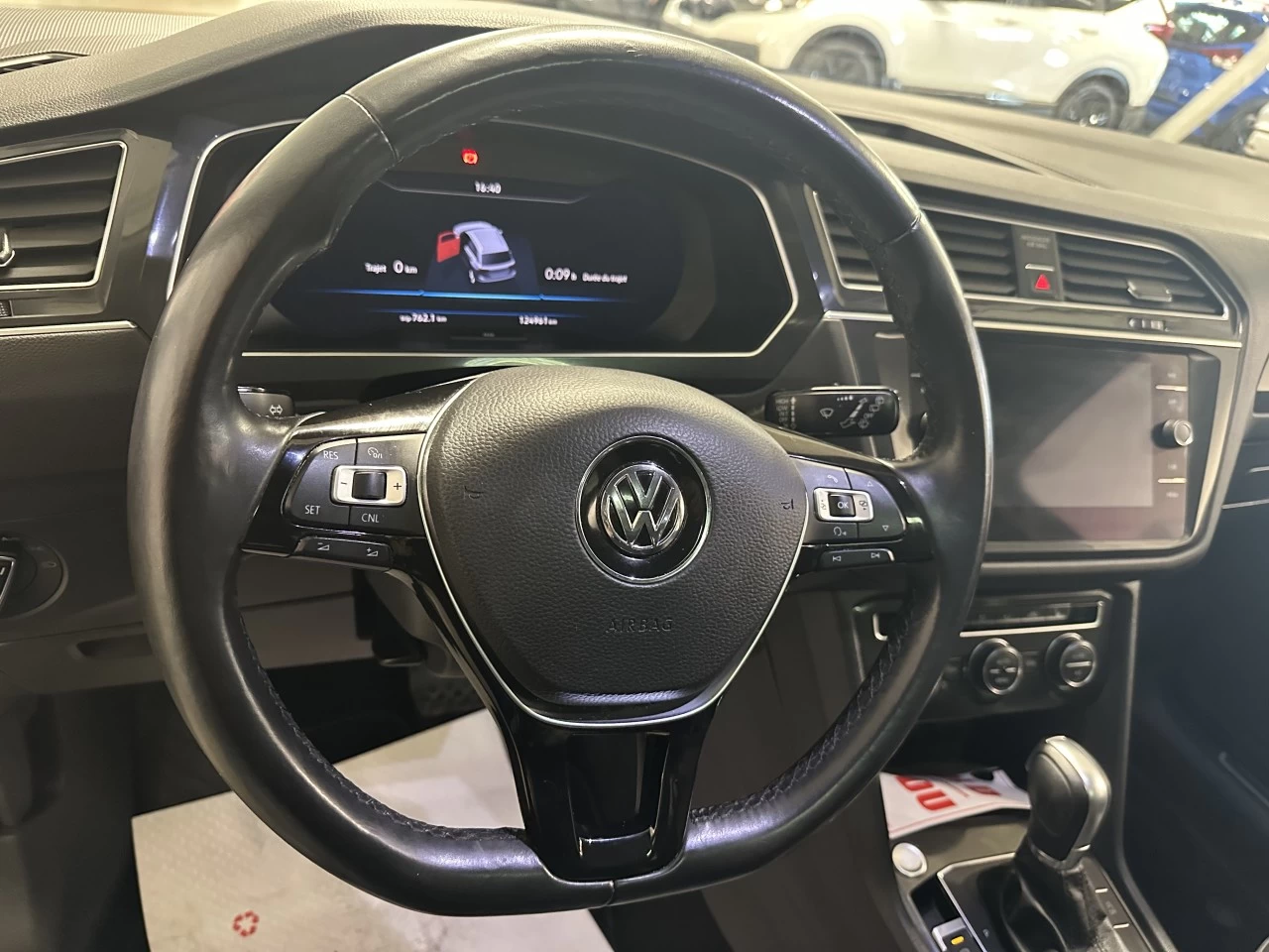 2018 Volkswagen Tiguan Highline Main Image