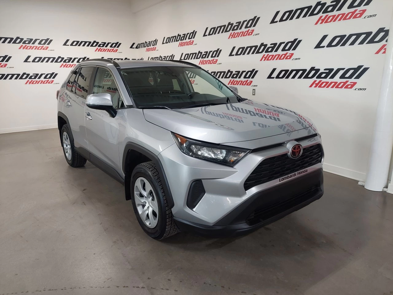 2021 Toyota RAV4
                                                    LE Main Image