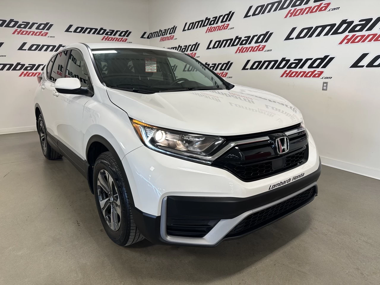2021 Honda CR-V LX https://www.lombardihonda.com/resize/b990ff35b810a3abc0cc817b2ca24889-1