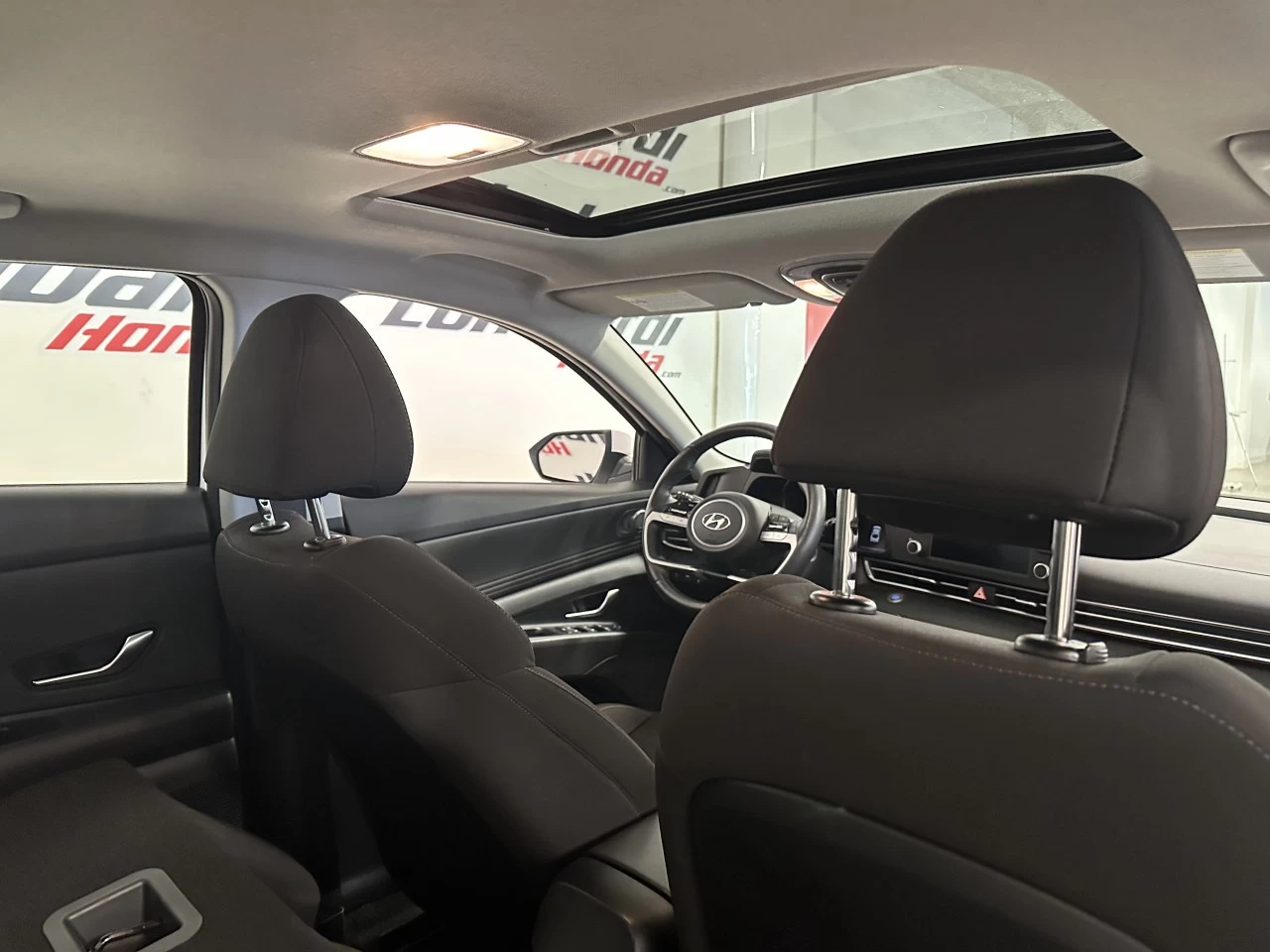 2021 Hyundai Elantra
                                                    Preferred Image principale