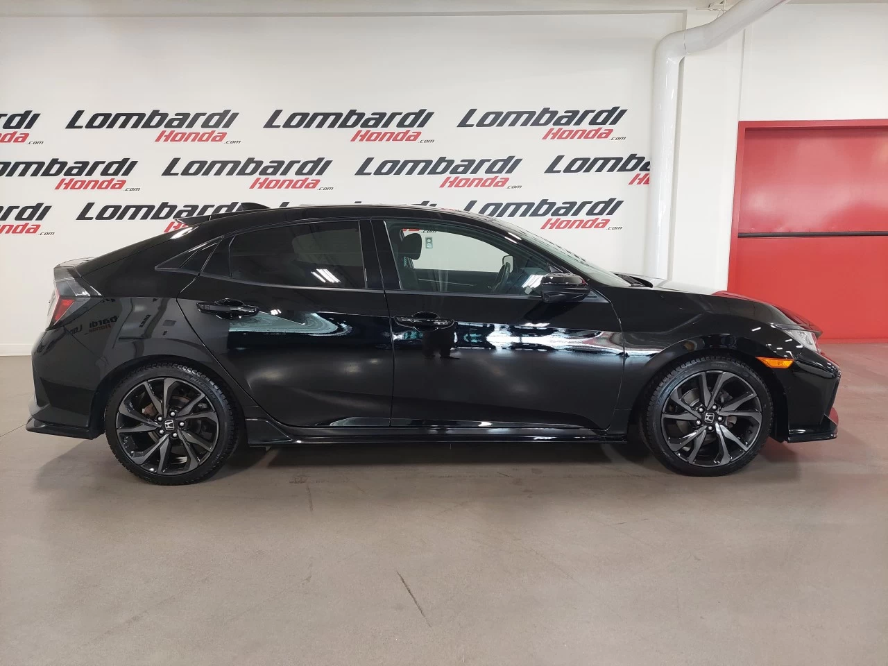 2019 Honda Civic
                                                    Sport Main Image