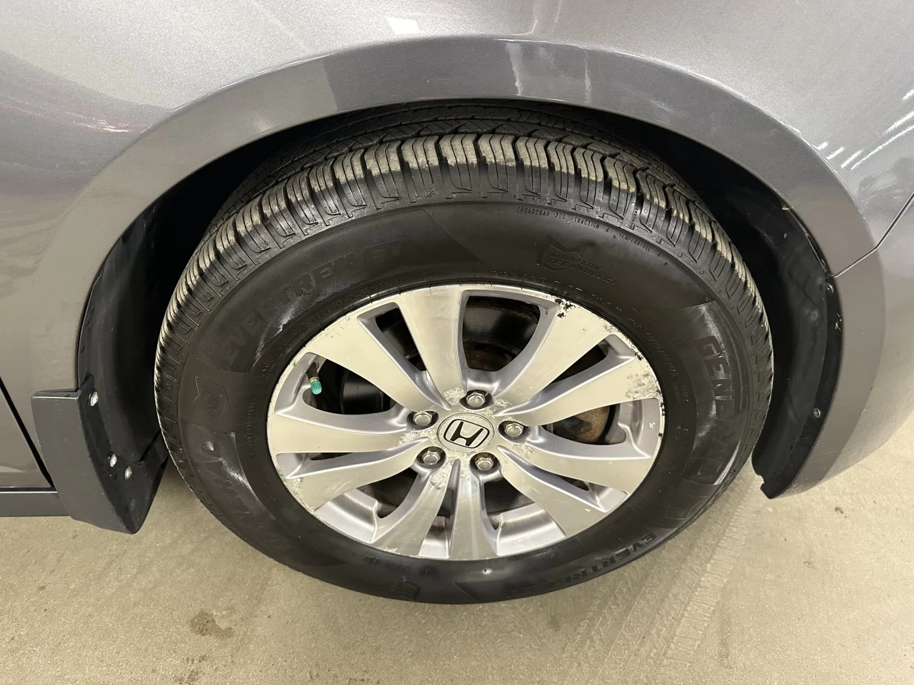 2016 Honda Odyssey SE Image principale