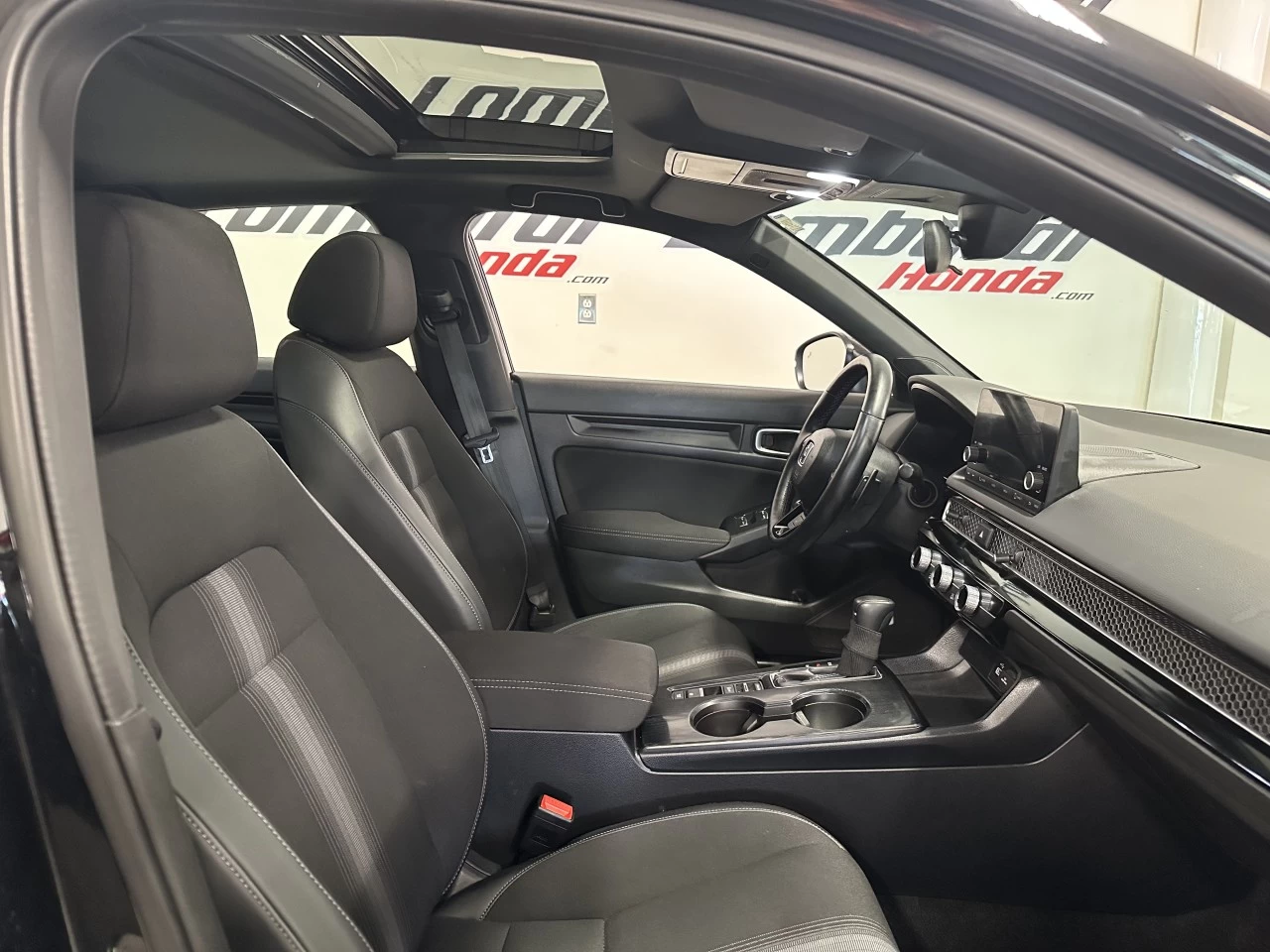 2023 Honda Civic Hayon Sport Image principale