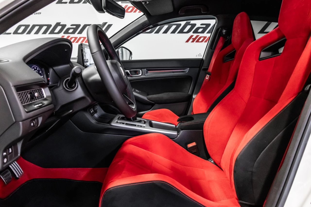 2023 Honda Civic TYPE R https://www.lombardihonda.com/resize/b990ff35b810a3abc0cc817b2ca24889-1