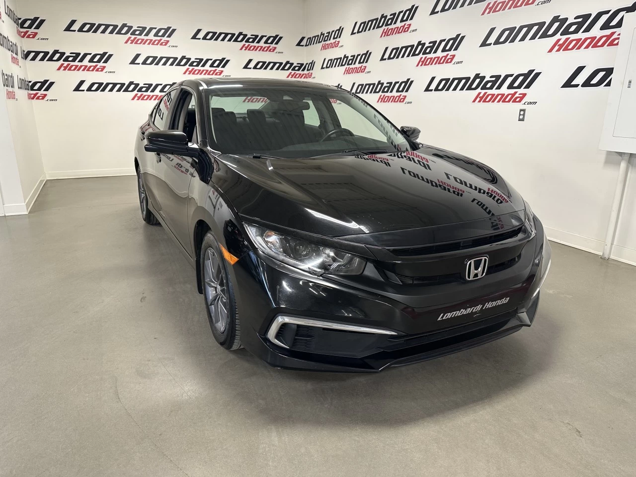 2021 Honda Civic EX Main Image