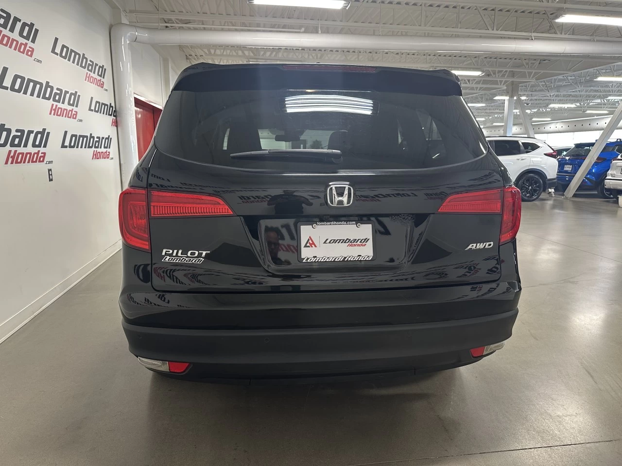 2017 Honda Pilot EX-L Main Image