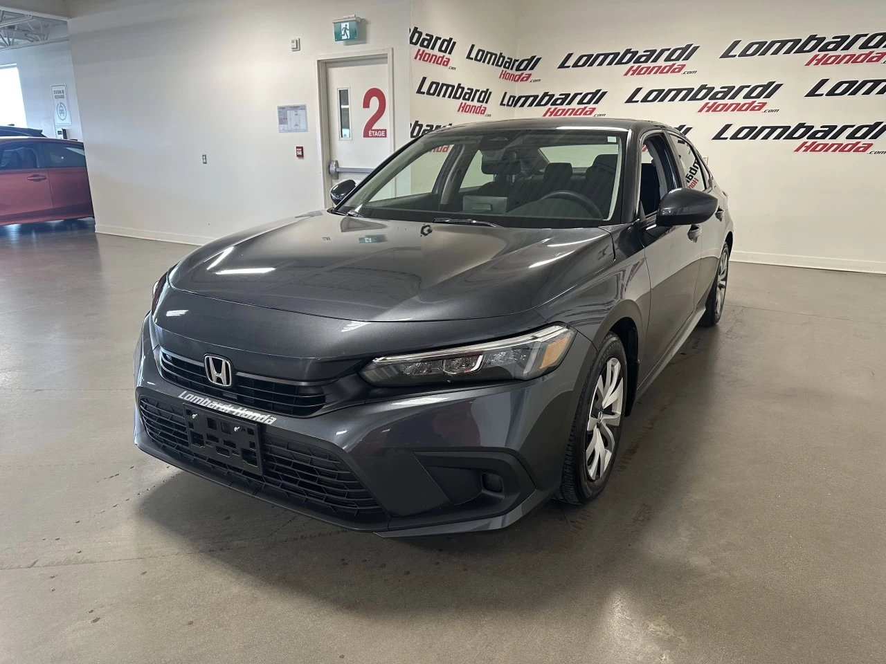2024 Honda Civic LX-B Image principale