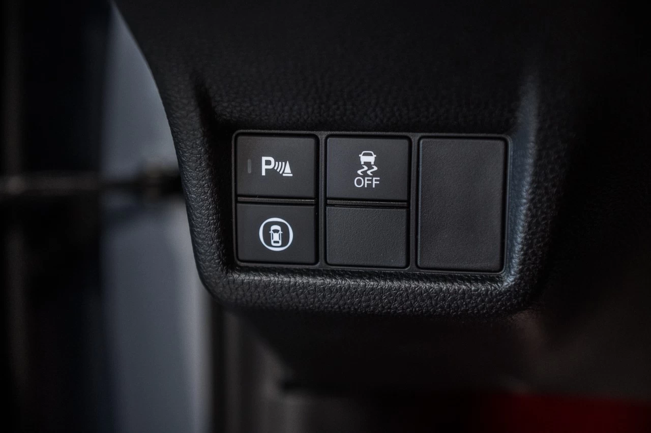 2025 Honda Civic Type R https://www.lombardihonda.com/resize/b990ff35b810a3abc0cc817b2ca24889-1