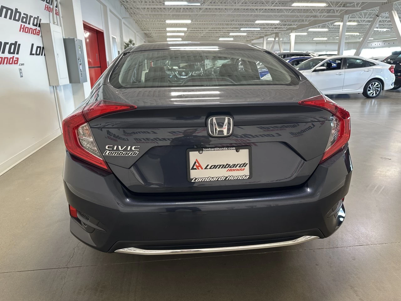 2020 Honda Civic
                                                    EX Image principale