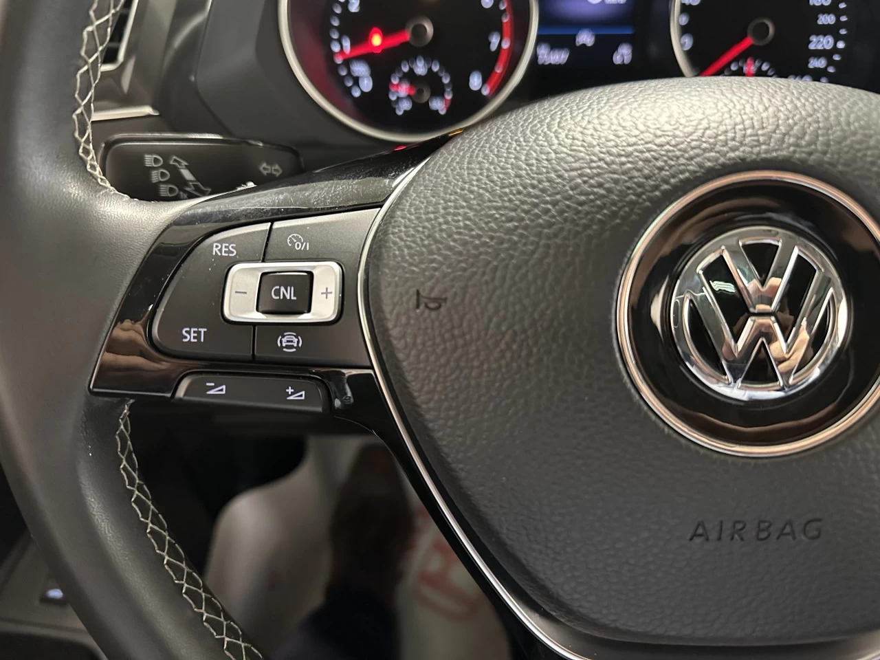 2021 Volkswagen Tiguan Comfortline/United https://www.lombardihonda.com/resize/b990ff35b810a3abc0cc817b2ca24889-1