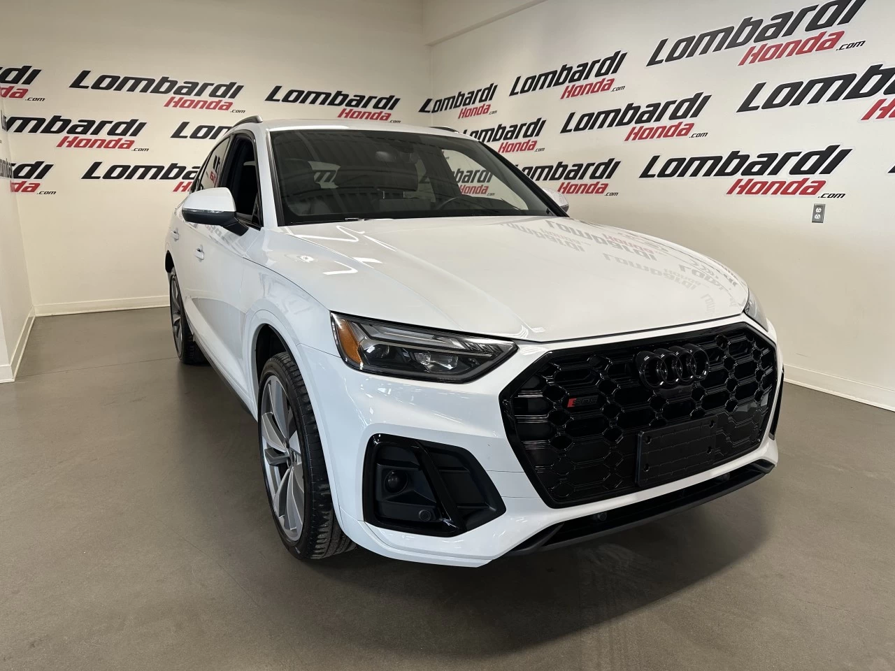 2022 Audi SQ5 Sportback Progressiv Main Image