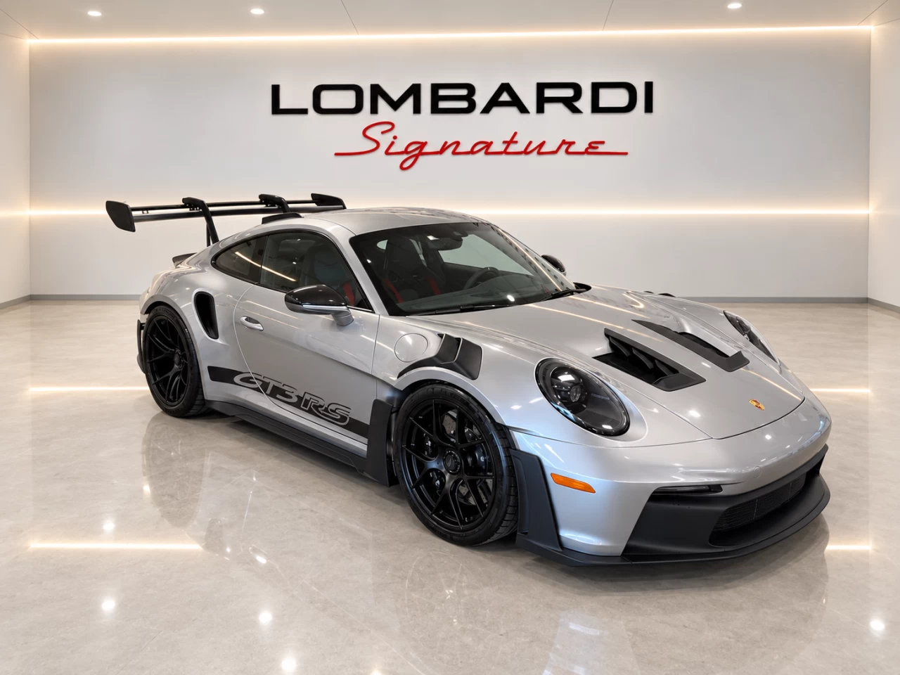 2025 Porsche 911 GT3 RS Main Image