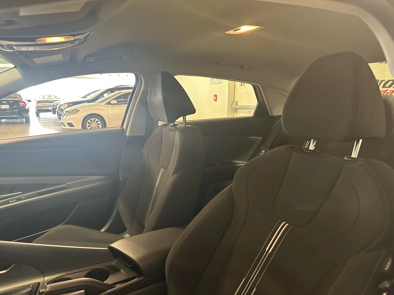 2022 Hyundai Elantra
                                                    Preferred Image principale