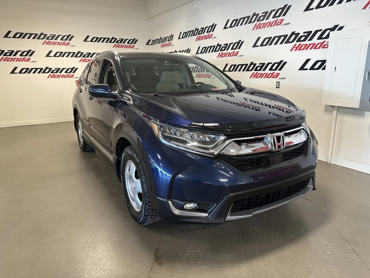 2017 Honda CR-V Touring Main Image