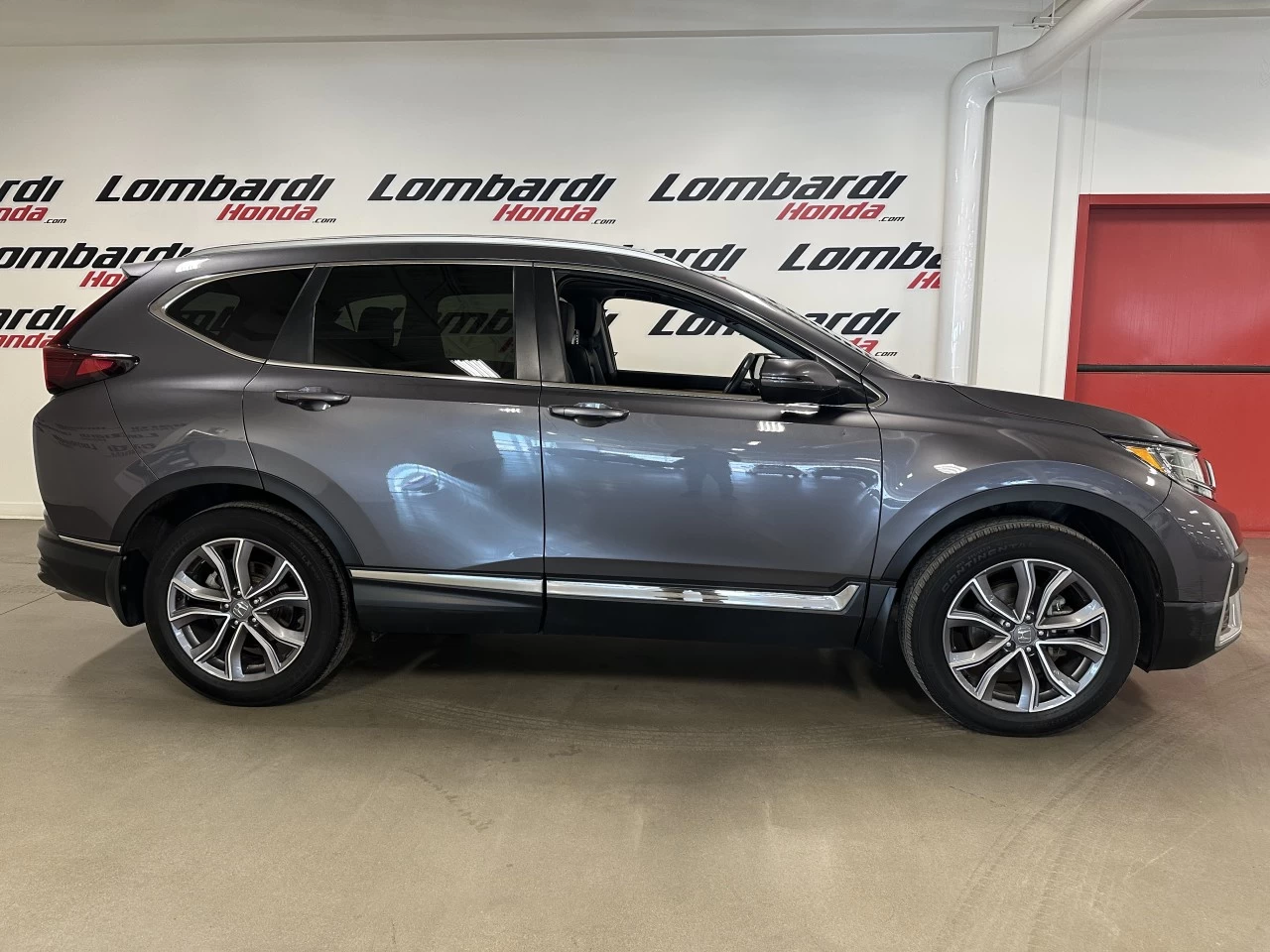 2022 Honda CR-V
                                                    Touring/Black Edition Main Image