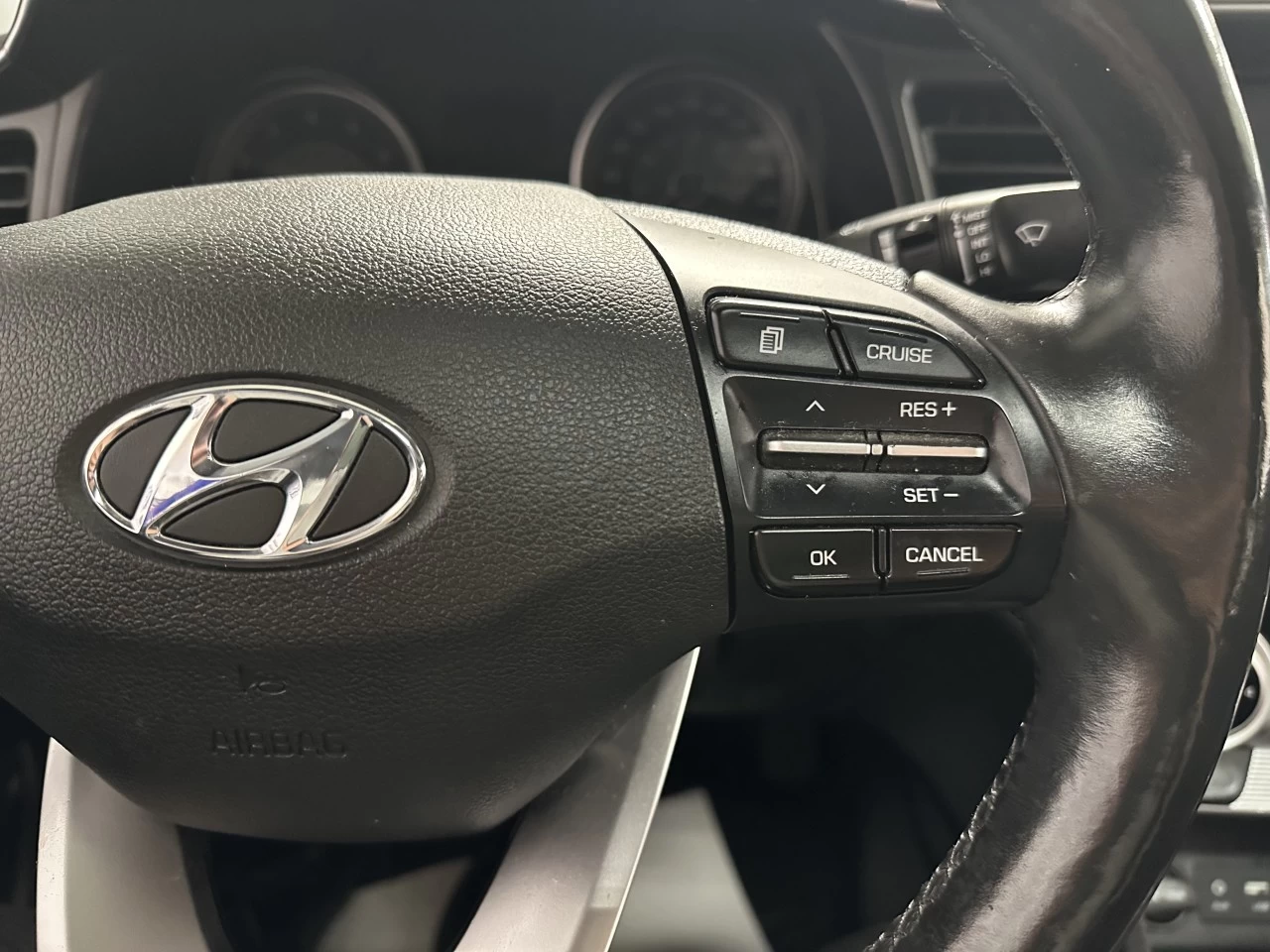 2020 Hyundai Elantra Preferred w/Sun & Safety Package https://www.lombardihonda.com/resize/b990ff35b810a3abc0cc817b2ca24889-1