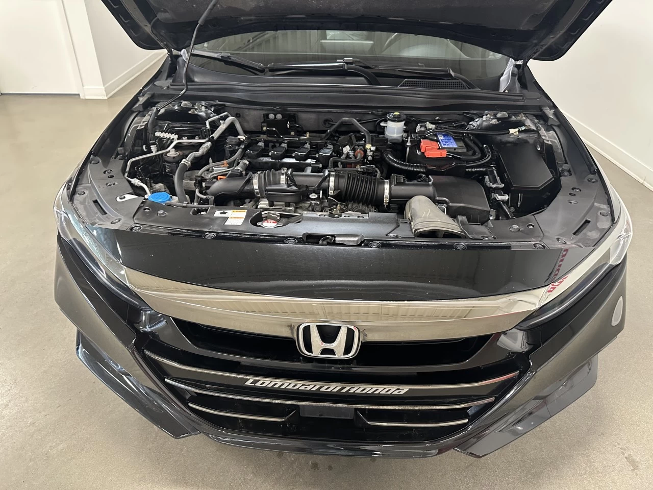 2021 Honda Accord
                                                    Sport Main Image