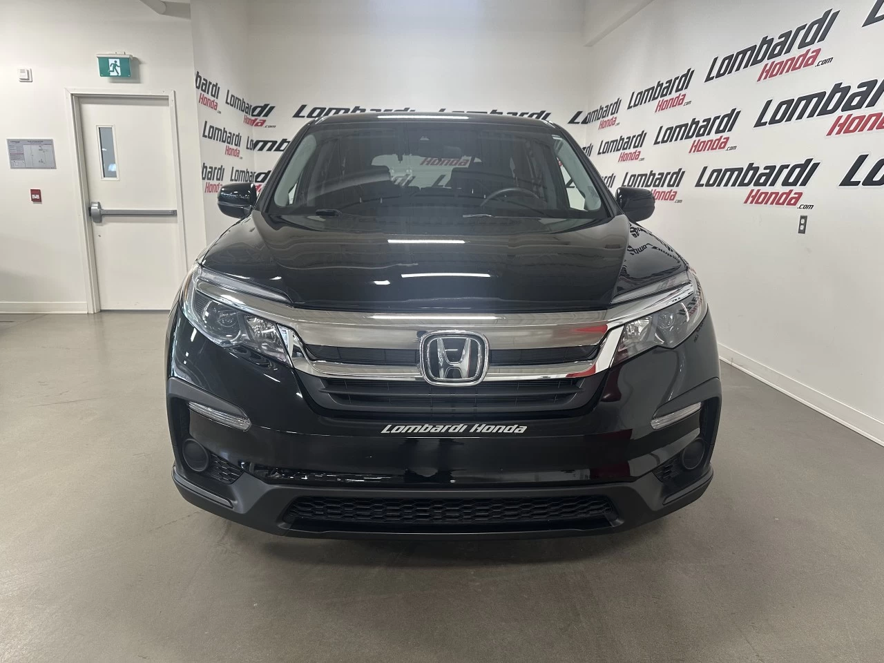 2021 Honda Pilot LX Main Image