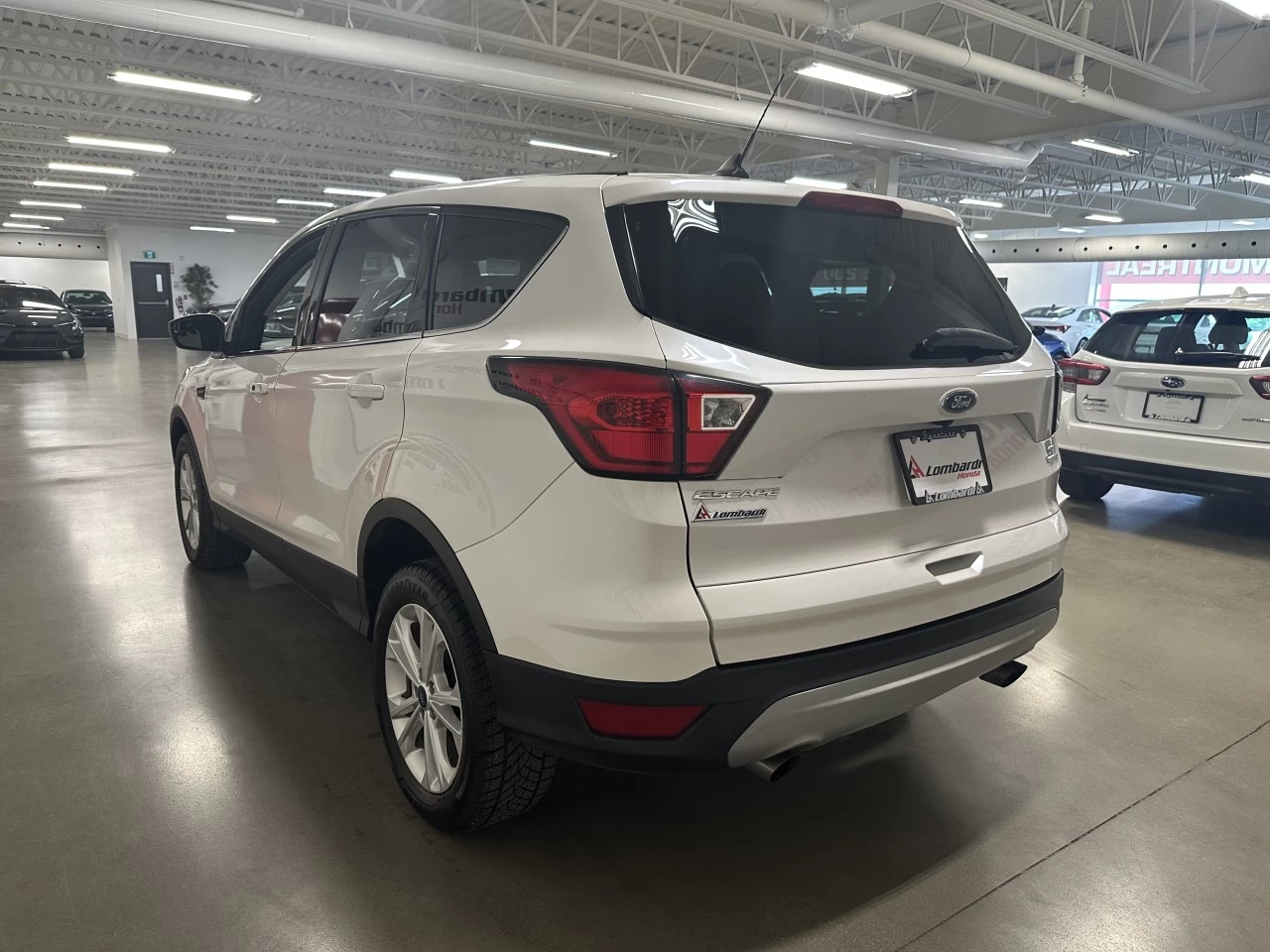 2019 Ford Escape
                                                    SE Image principale
