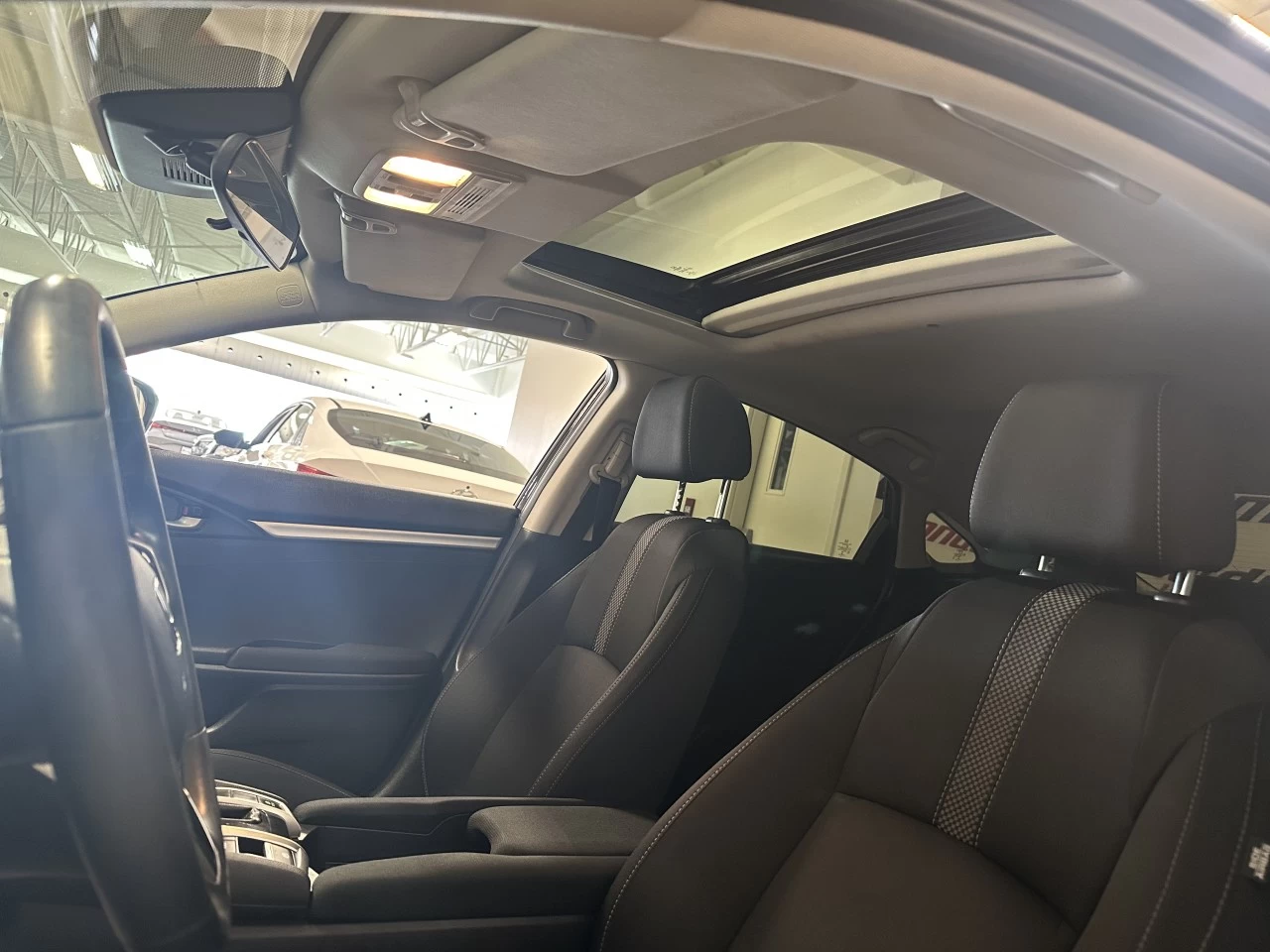 2020 Honda Civic
                                                    EX Main Image