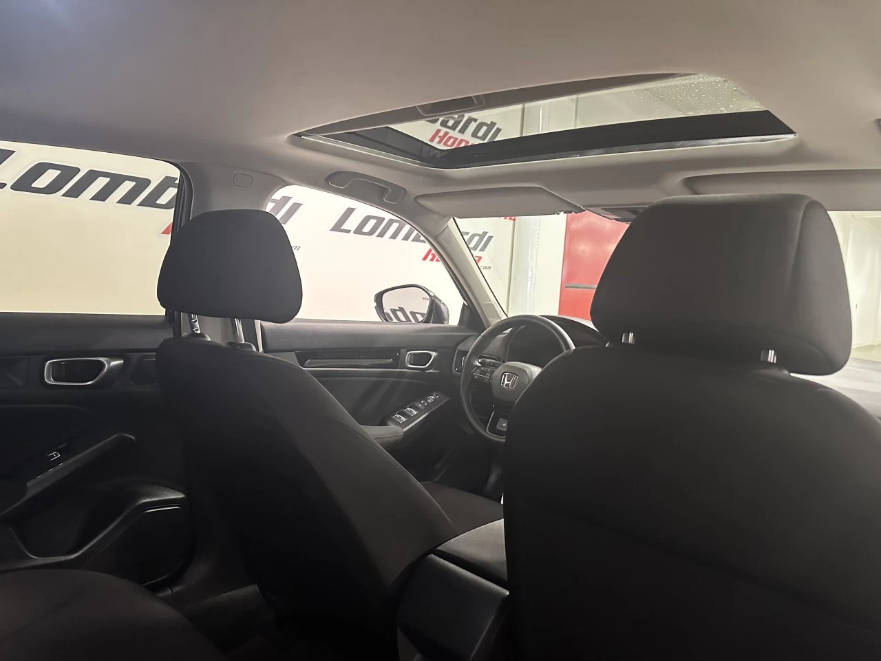 2023 Honda Civic
                                                    EX Image principale