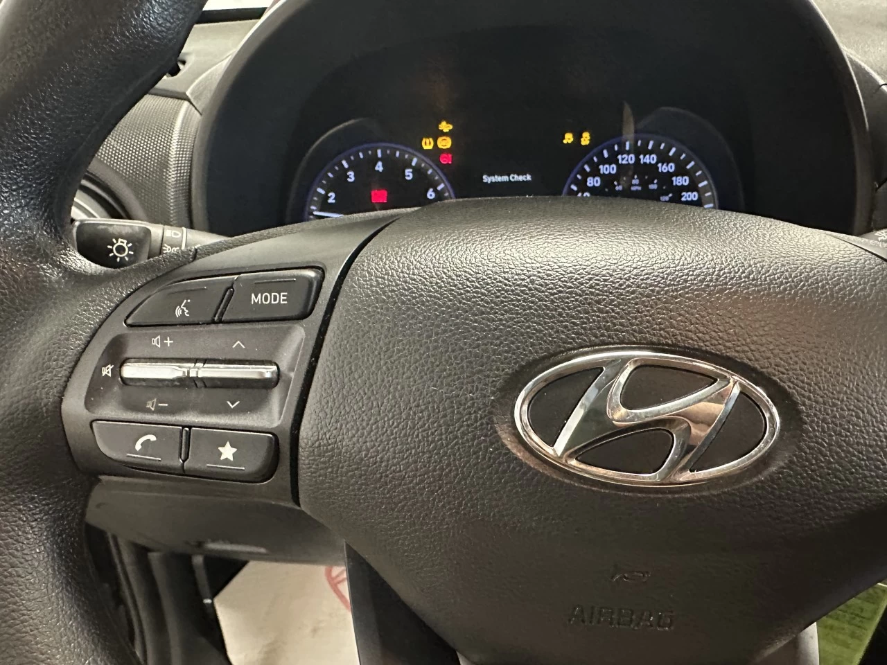 2022 Hyundai Kona Essential Main Image