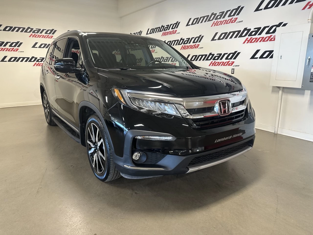 2022 Honda Pilot Touring 8-Passenger Image principale