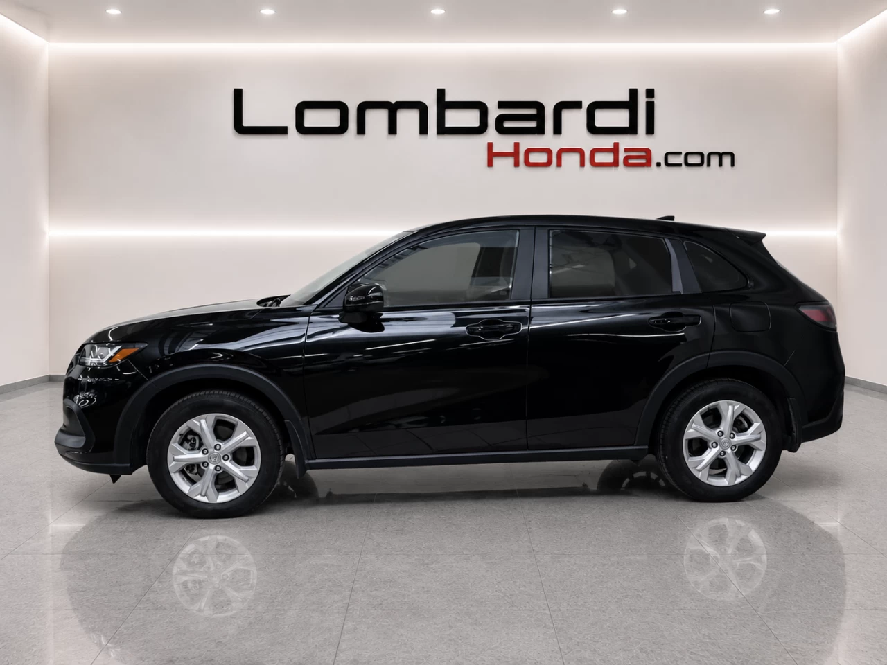2025 Honda HR-V LX 2RM Main Image