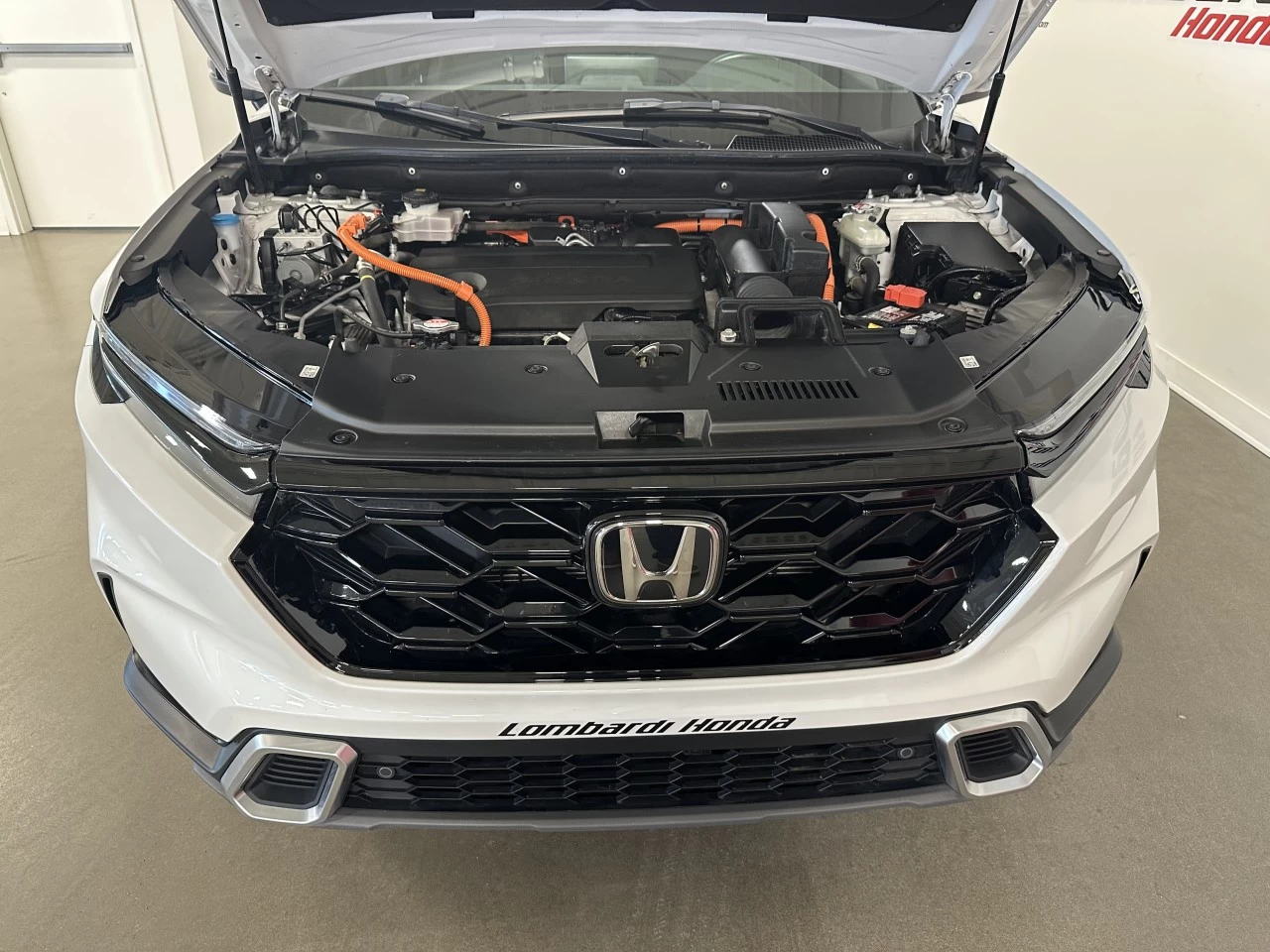 2023 Honda CR-V Touring Main Image