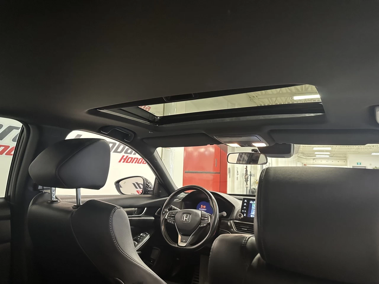 2021 Honda Accord
                                                    Sport Main Image