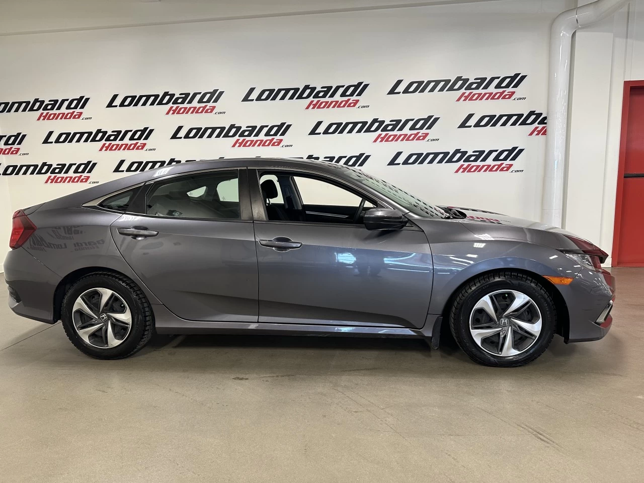 2021 Honda Civic LX Image principale