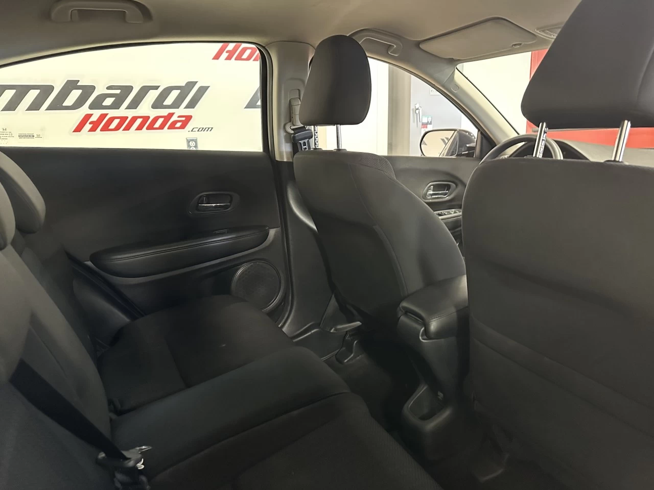 2017 Honda HR-V LX Image principale