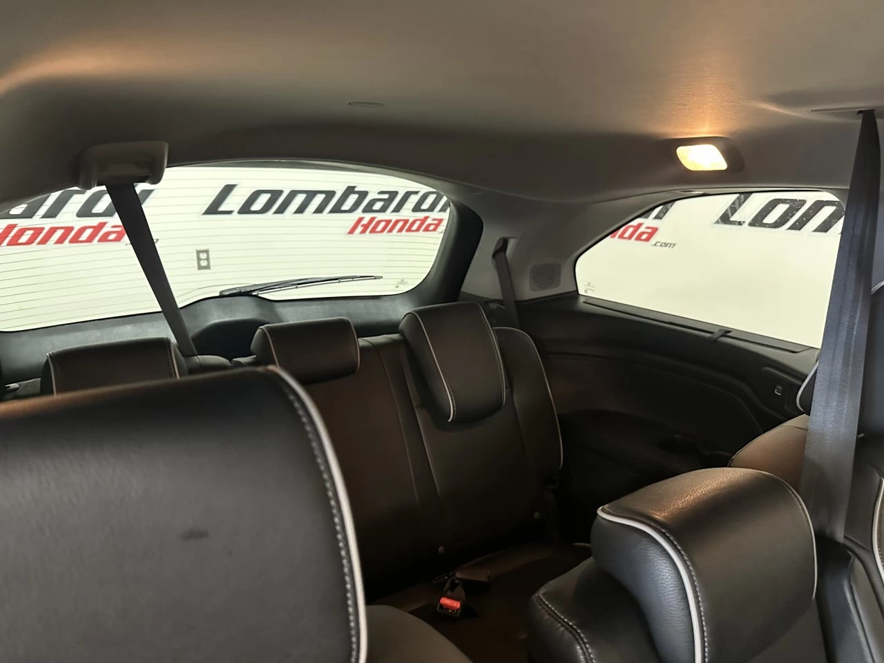 2023 Honda Odyssey Touring Image principale