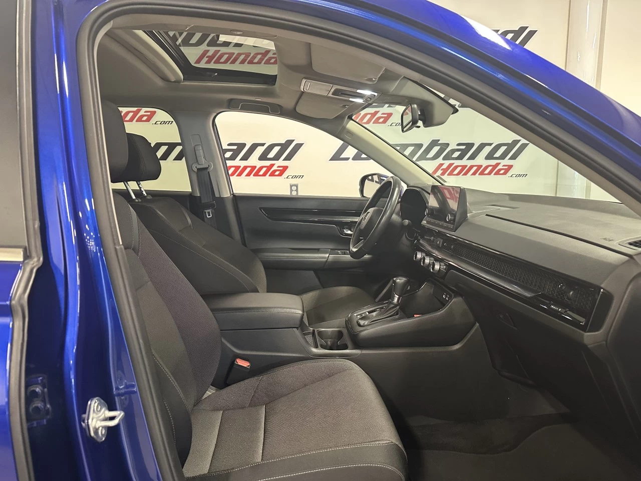 2023 Honda CR-V
                                                    Sport/Sport-B Image principale