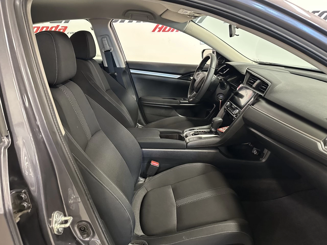 2017 Honda Civic
                                                    LX Main Image