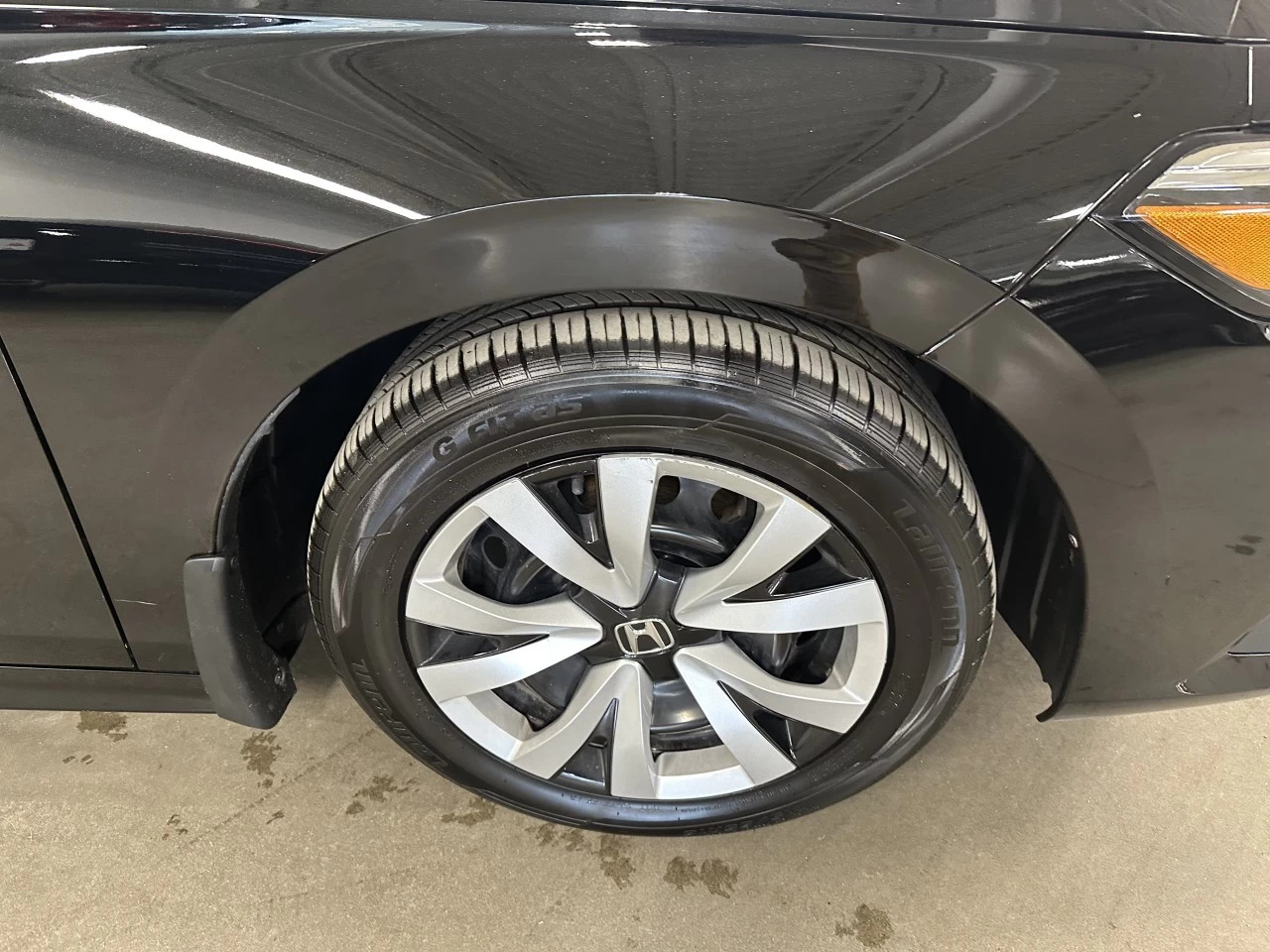 2022 Honda Civic LX Image principale